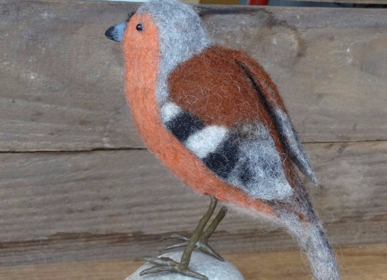 Gefilzter Vogel